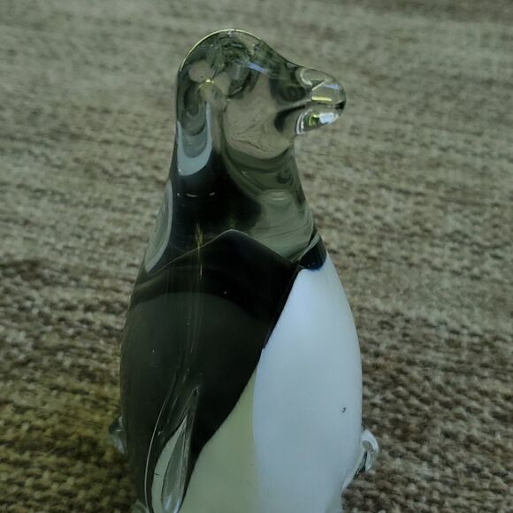 Blown Glass Penguin   - Picture 6 of 7